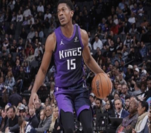 不演了！15連敗國王目前已有三人賽季報(bào)銷：拉文小薩亨特