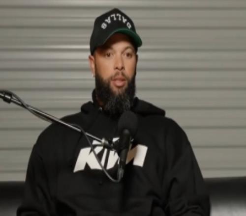 德隆談斯隆辭職導火索：我中場調(diào)整了個戰(zhàn)術斯隆質(zhì)問是我執(zhí)教嗎