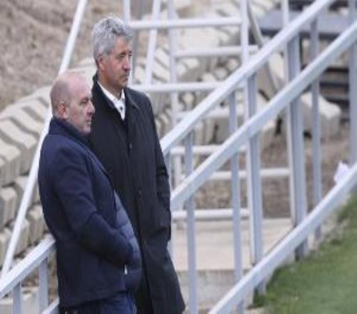 記者：馬競CEO吉爾馬林與球員會面，鼓勵他們踢好接下來的比賽