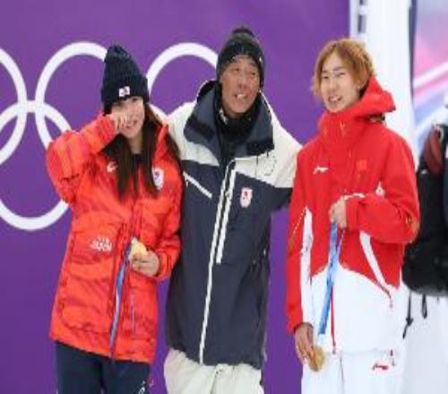 教練辟謠不拿金牌不讓蘇翊鳴談戀愛：那只是玩笑，現(xiàn)在當(dāng)然可以談