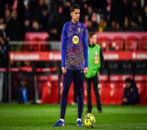 西媒：坎塞洛在巴薩出場機(jī)會(huì)少+表現(xiàn)低于預(yù)期，遭受球迷質(zhì)疑