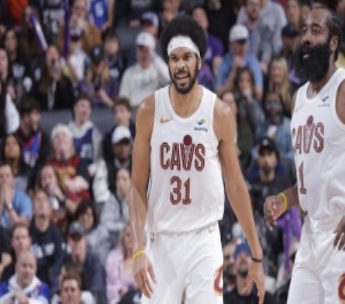 沒輸過！美騎蜜：哈登僅用5場就讓阿倫成聯(lián)盟前4中鋒我們愛登哥