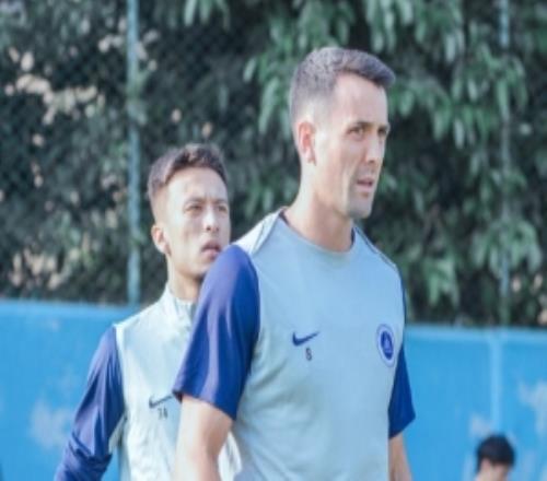 春節(jié)假期結(jié)束，深圳新鵬城開啟第三階段冬訓(xùn)