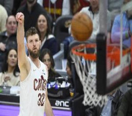 阿特金森：對(duì)手不會(huì)輕易讓哈登&米切爾投韋德能投進(jìn)關(guān)鍵球太重要