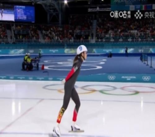 速度滑冰女子集體出發(fā)半決賽：楊濱瑜進(jìn)決賽，阿合娜爾止步