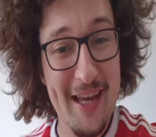 曼城官方社媒調(diào)侃蓄發(fā)哥：五連勝，是時(shí)候理發(fā)了