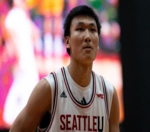 高效發(fā)揮！NCAA常規(guī)賽淡厚然替補(bǔ)出場(chǎng)22分鐘4投3中得到7分1斷