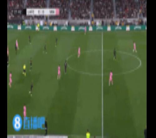 梅西精彩直塞！洛杉磯FC防守球員搶在貝爾特拉梅前解圍