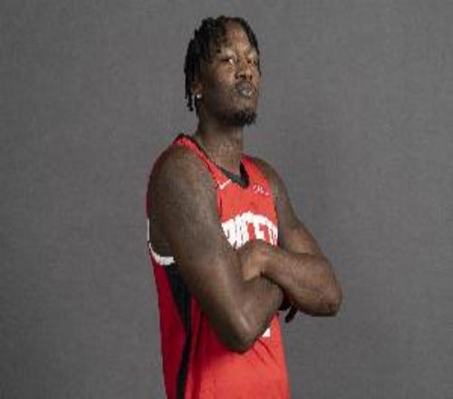 跌沒了！芬尼史密斯本季三分命中率低至24.6%今天又是經(jīng)典2中0