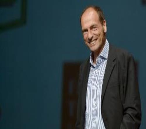 前國門：邁尼昂明顯被干擾了過去門將在禁區(qū)內的動作會受到保護