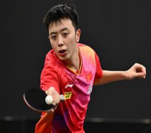 陳垣宇32戰(zhàn)勝達(dá)科約奇克，收獲新加坡大滿貫?zāi)袉伍_門紅