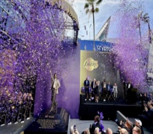 雷迪克：現(xiàn)代籃球開始于80年代湖人王朝開啟不久萊利樹立了標(biāo)桿