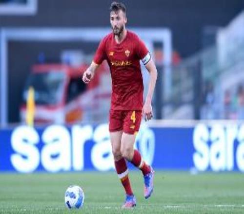 克里斯坦特2017年2月以來意甲攻入15粒頭球，中場球員之中最多