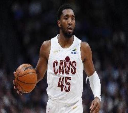 外線沒開！多諾萬米切爾19中9拿到20分7板5助三分6中0