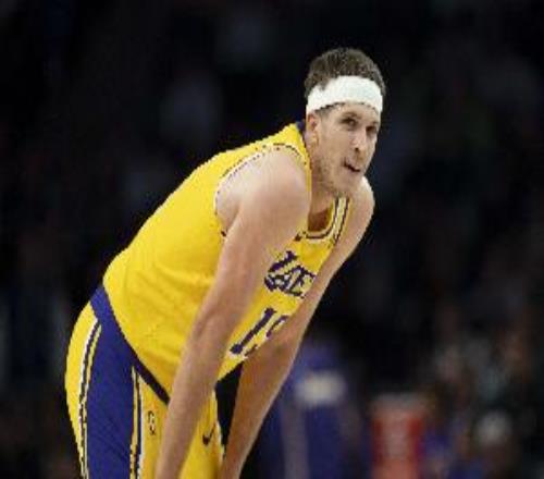 打不了高端局湖記：里夫斯面對(duì)頂級(jí)外線防守球隊(duì)一直很掙扎