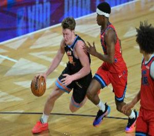 【菜鳥(niǎo)】克尼佩爾28分7板5三分埃奇庫(kù)姆24分尼德豪澤7分8板4帽