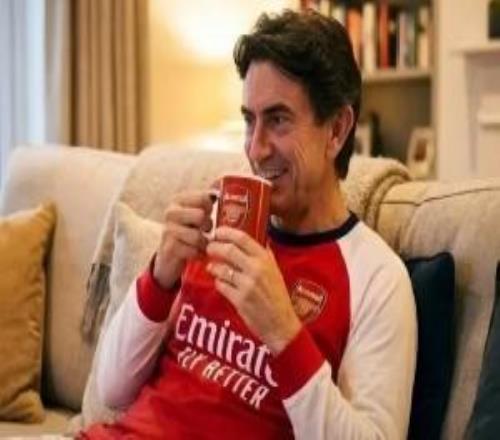 今日趣圖：如果埃澤一個(gè)賽季踢38場(chǎng)熱刺，那么他將會(huì)贏得金球獎(jiǎng)