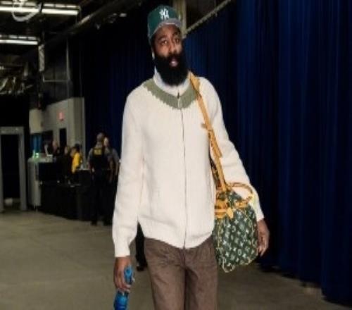 騎士眾將入場穿搭：登哥上長下短造型依舊時尚小黑瀟灑全黑造型