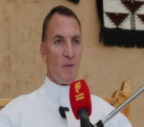 入鄉(xiāng)隨俗！沙特建國(guó)日，羅杰斯身穿傳統(tǒng)服飾送祝賀