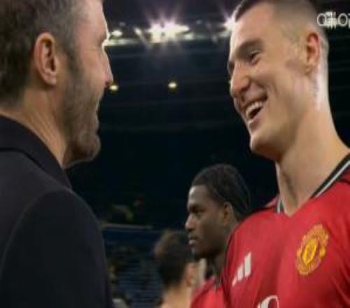 近4輪3球！舍什科賽后滿臉笑容，與卡里克握手擁抱