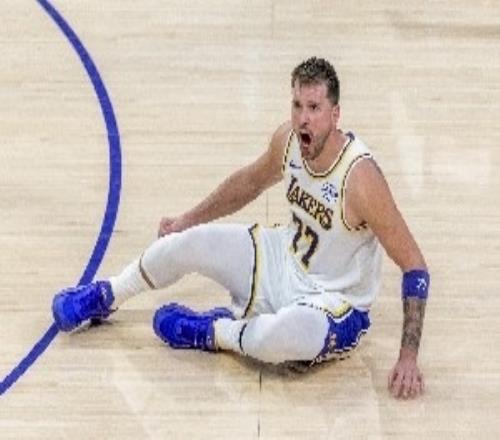 抱怨裁判成癮東契奇情緒失控連累球隊美媒怒批其正在傷害湖人