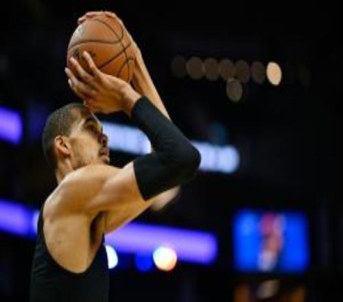 文班今日出戰(zhàn)35分36秒自去年11月15日打勇士以來首次超過35分鐘