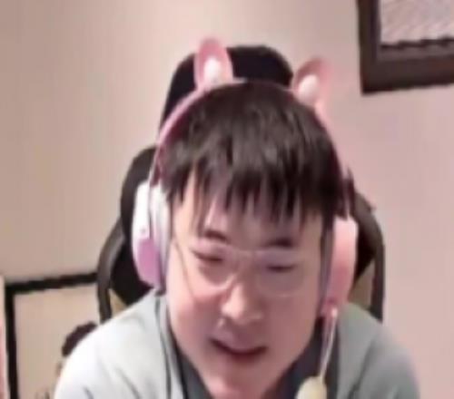 Uzi：觀眾到底想看什么想看我上去被虐流量隊(duì)沒成績也沒意義！