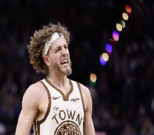 沒(méi)準(zhǔn)星！波杰姆斯基18中7拿到16分15板籃板平生涯最高