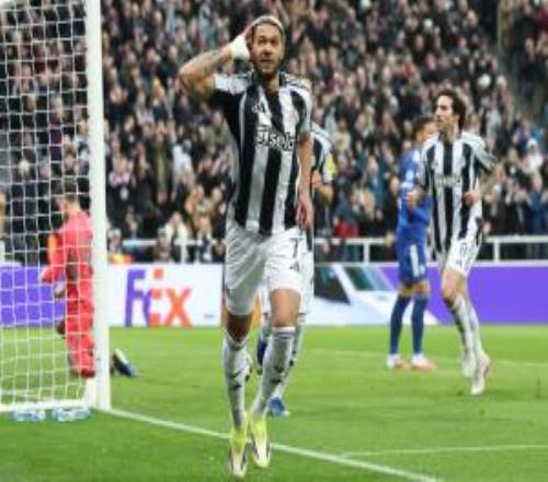 紐卡32卡拉巴赫總比分93晉級(jí)16強(qiáng)托納利破門(mén)喬林頓博特曼建功