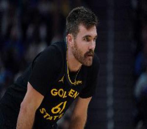 今天能否兄弟對決勇士斯潘塞賽前與弟弟熱聊雙方都進入大名單