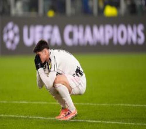 十人尤文32加拉塔薩雷總比分57出局凱利直紅奧斯梅恩破門