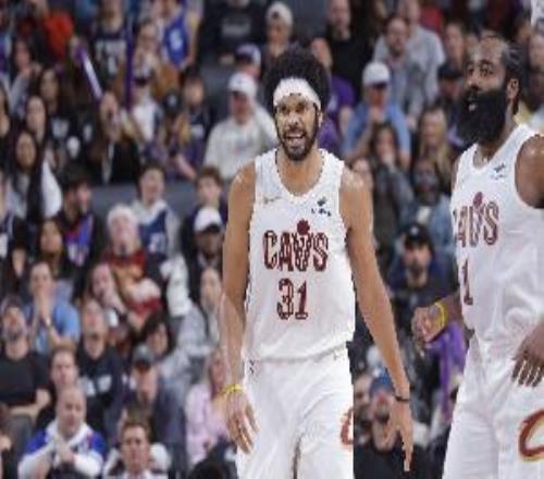 阿倫：哈登讓我的比賽提升了一個(gè)檔次他來(lái)之前我也在努力打好球