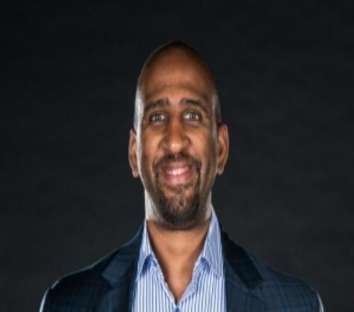 布斯：100個(gè)GM也就34個(gè)能做出我的成績(jī)不懂為何NBA沒人搶著要我