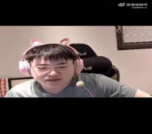 Uzi談Light：說不打就不打了！就算實(shí)力再怎么下滑他也能打LPL