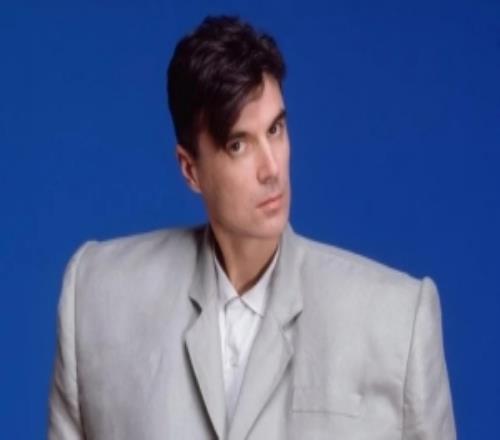 教練該穿西裝斯波：萊利穿西裝很帥我們不行我穿西裝效果如圖