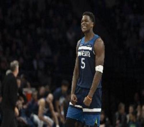 愛德華茲：教練隊(duì)友可能希望我傳但我更相信自己我投的都是好球