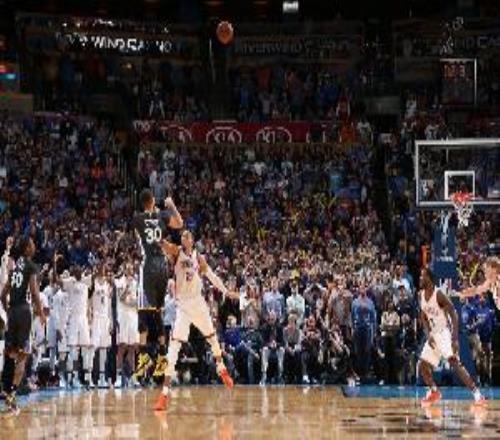 庫里談絕殺雷霆10周年：不敢相信已經(jīng)十年了那真是一段美好時光