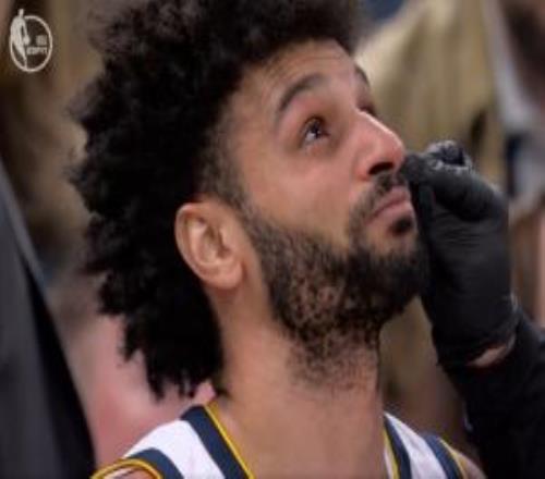 把人打哭了！哈滕揮臂打到穆雷一級惡犯后者眼淚直流+出鼻血！