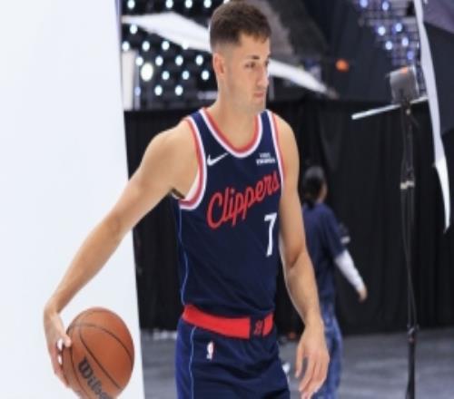 名記：分衛(wèi)約翰普拉基達(dá)斯將與獨(dú)行俠簽下一份雙向合同