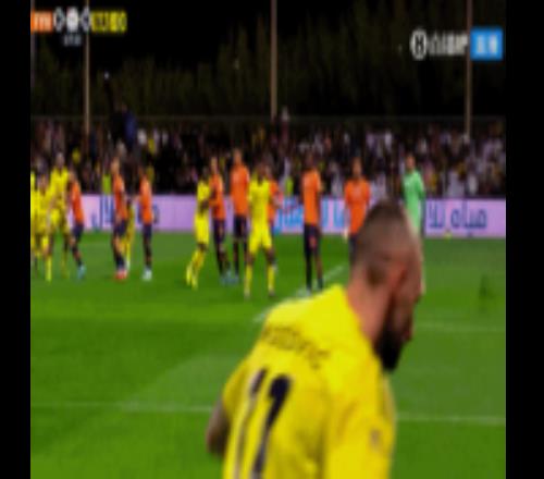 有失水準！C羅主罰點球騙過門將，射門稍稍偏出