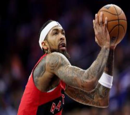 穩(wěn)定發(fā)揮！英格拉姆出戰(zhàn)33分鐘14中9得到24分5籃板5助攻帶隊取勝