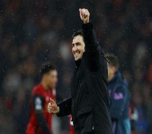 伊勞拉談未來：我在伯恩茅斯很開心，與球員和俱樂部的關系也很好