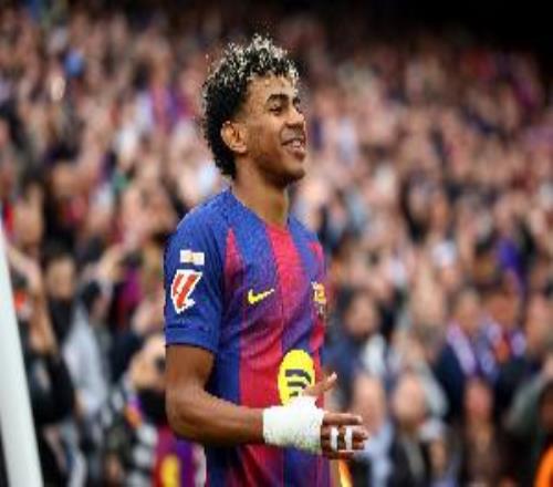 每體巴薩球員評分：生涯首帽的亞馬爾獲評10分，佩德里8分