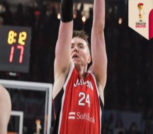 歸化對(duì)比：霍金森砍24分7板率日本勝韓國科克對(duì)陣中國男籃12+10