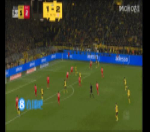 你來(lái)我往！斯文松凌空斬達(dá)成傳射，獻(xiàn)上飄逸空翻慶祝，拜仁遭扳平