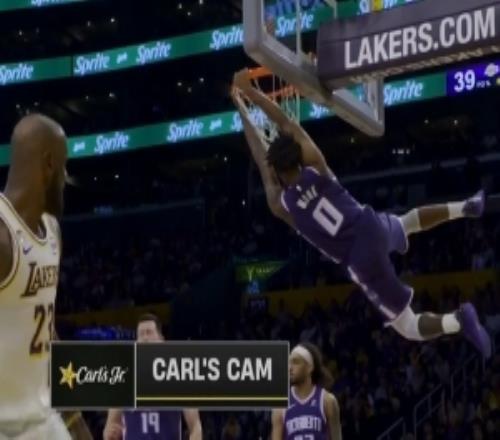 風(fēng)卷殘?jiān)疲?guó)王快攻反擊蒙克起飛滑翔雙手暴力虐筐