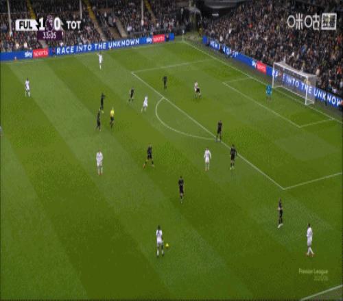 比賽第34分鐘,伊沃比推桿直掛死角