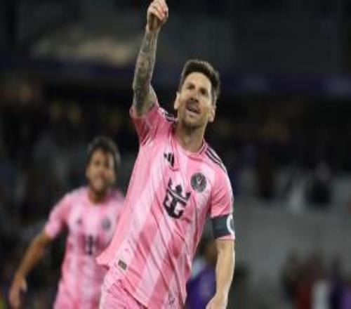 導(dǎo)演大逆轉(zhuǎn)！梅西任意球破門+雙響+造紅牌，邁阿密讓2追4取首勝