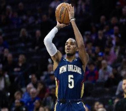 復出第3戰(zhàn)！德章泰穆雷10中6拿到17分5板5助罰球4中4