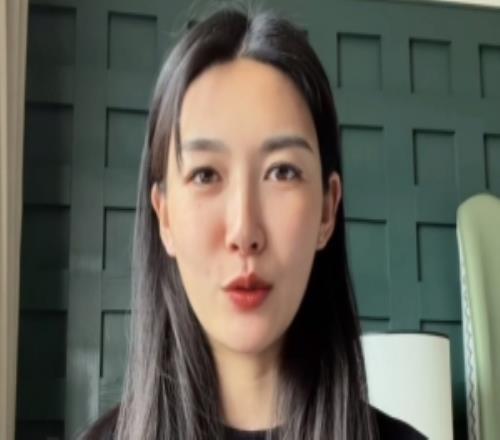 楊莉娜社媒為中國女足加油：祝福鏗鏘玫瑰順利啟航，再創(chuàng)佳績！